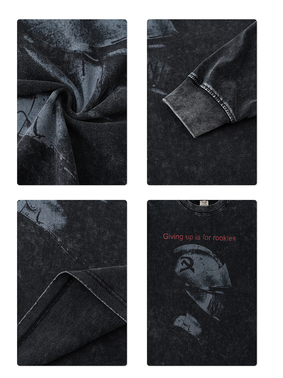 T-shirt à manches longues imprimé guerrier blindé